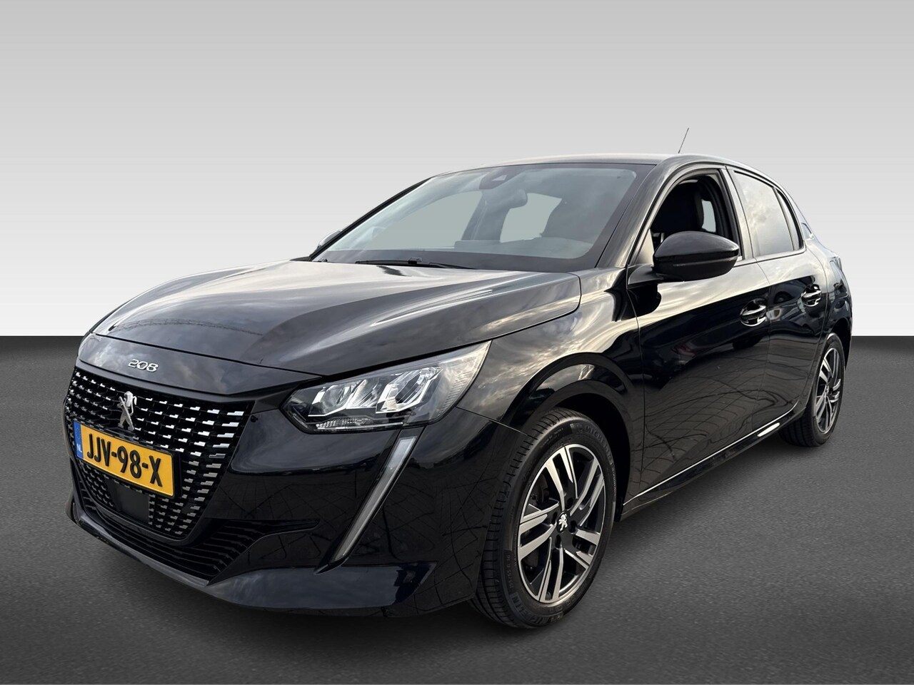 Peugeot 208 - 1.2 PureTech 100pk Allure | Achterbank in delen neerklapbaar | Achterspoiler | Apple Carpl - AutoWereld.nl