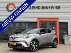 Toyota C-HR - 1.8 Hybrid Bi-Tone / Navi / NL Auto / Cruise Control / Camera / NAP /