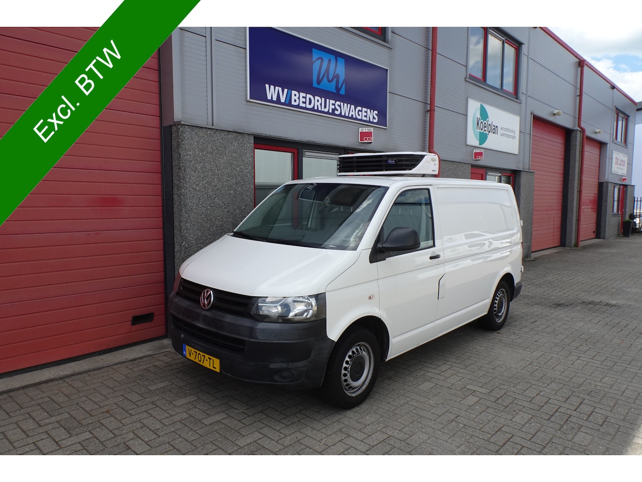 Volkswagen Transporter - 2.0 TDI L1H1 T800 carrier gescheiden compartimenten - AutoWereld.nl