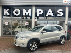 Volkswagen Tiguan - 2.0 TSI 4Motion |AUT|1EIG|Airco|StoelVW.|Trekhaak|PDC|Scherm|EL.Ramen|LM.Velgen|