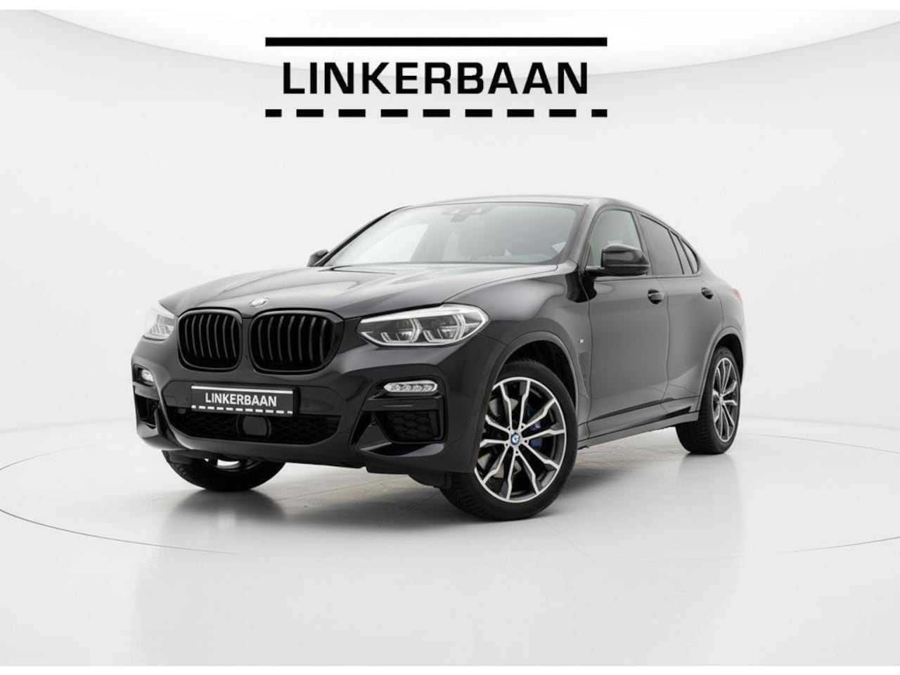 BMW X4 - M40i High Executive | Panodak | H&K | Trekhaak | Driving Assista - AutoWereld.nl