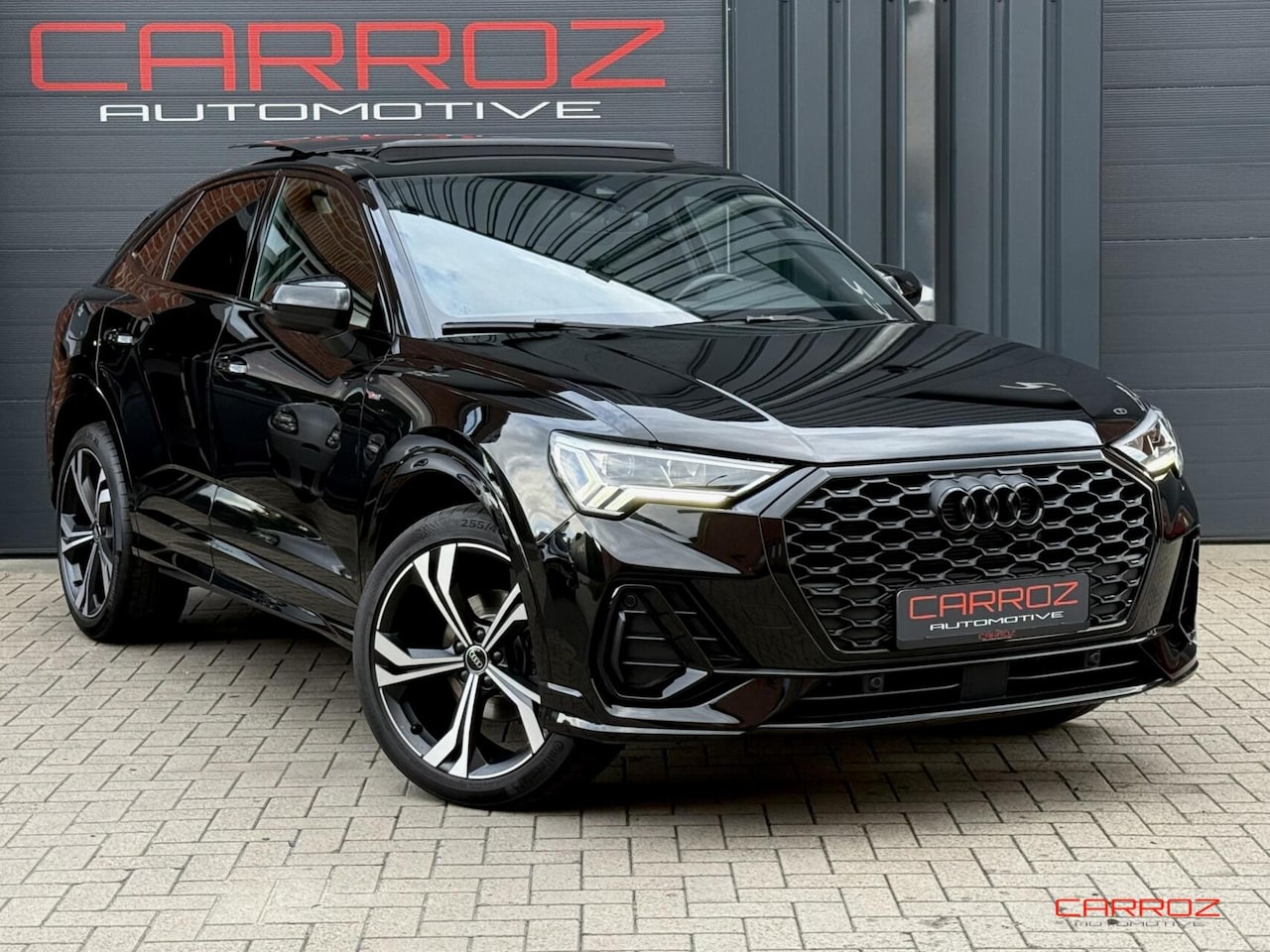 Audi Q3 - 35 TFSI 3x S Line Pano CarPlay ACC Ambiance Dodehoek - AutoWereld.nl