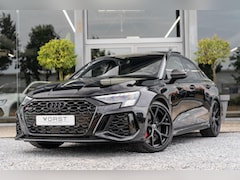 Audi RS3 - 2.5 TFSI quattro Pano B&O Keramisch Leer Carbon