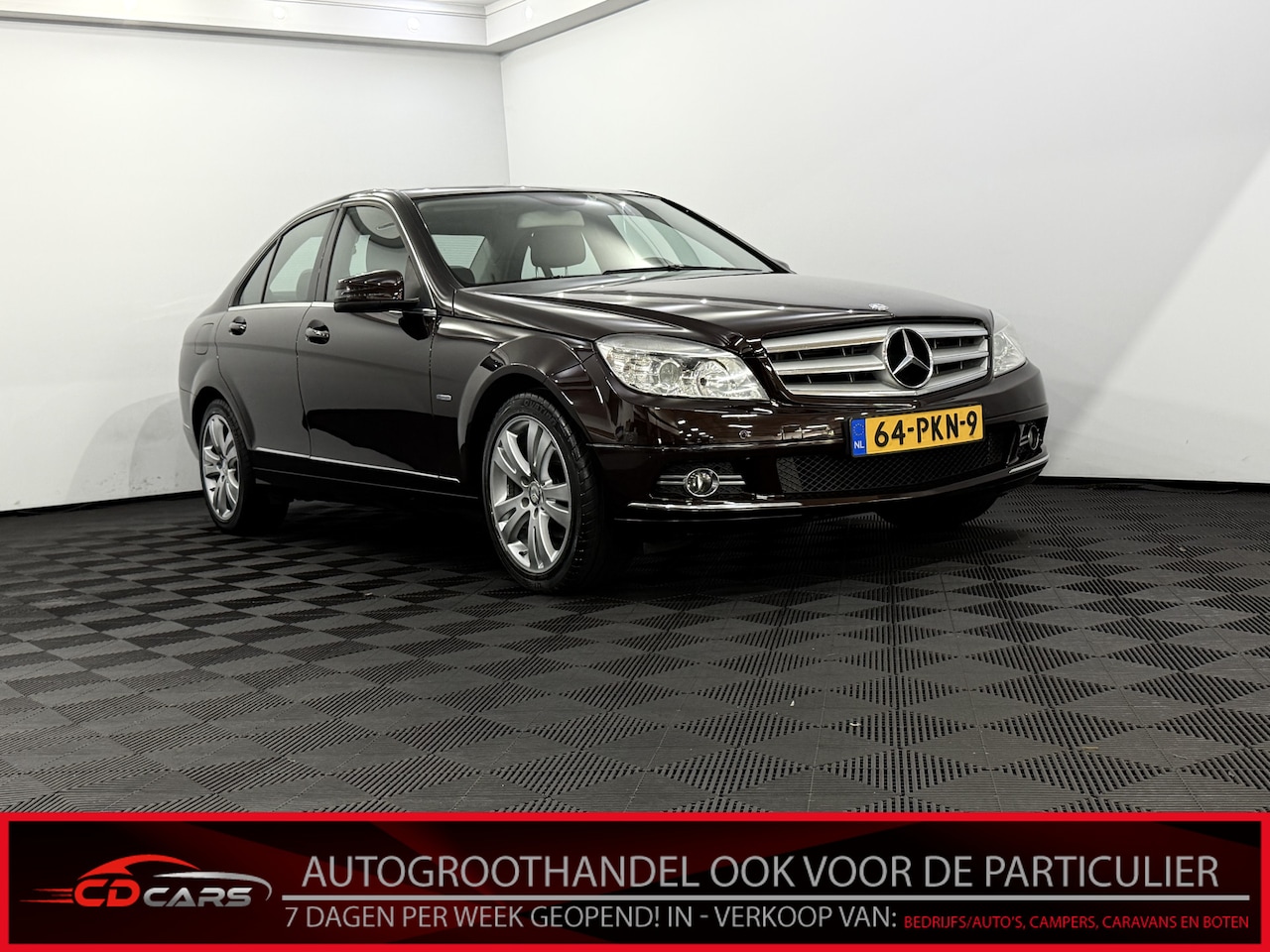 Mercedes-Benz C-klasse - 180 CGI BlueEFFICIENCY Business Class Avantgarde Half leder, Navi, Parkeersensoren, Trekaa - AutoWereld.nl