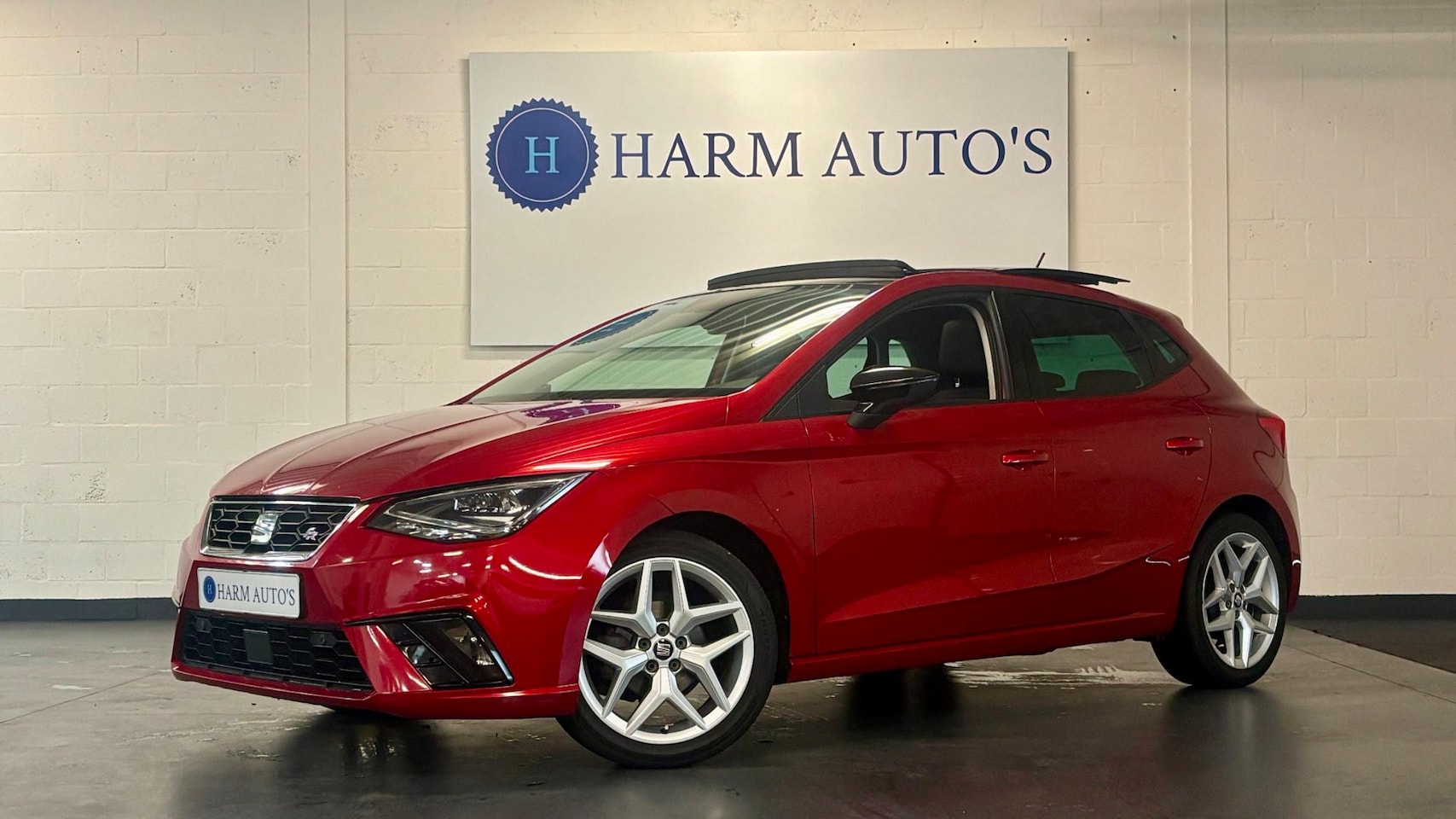 SEAT Ibiza - 1.0 TSI FR Pano / Alcantara / LED / PDC / Carplay / '17' - AutoWereld.nl