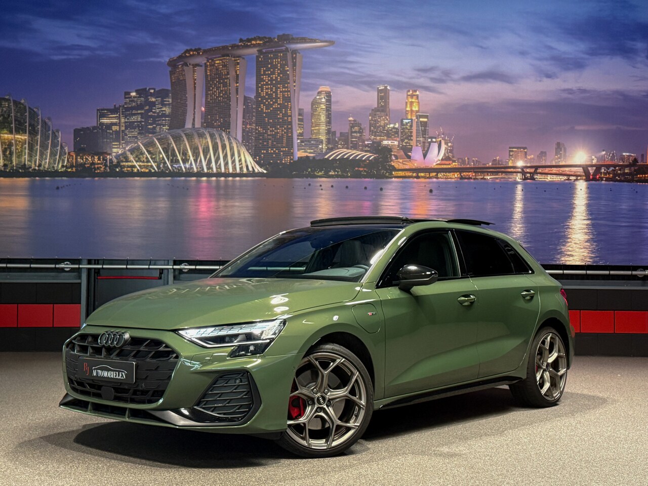 Audi A3 Sportback - 45 TFSI e S edition Competition |Keyless|SONOS|Pano - AutoWereld.nl