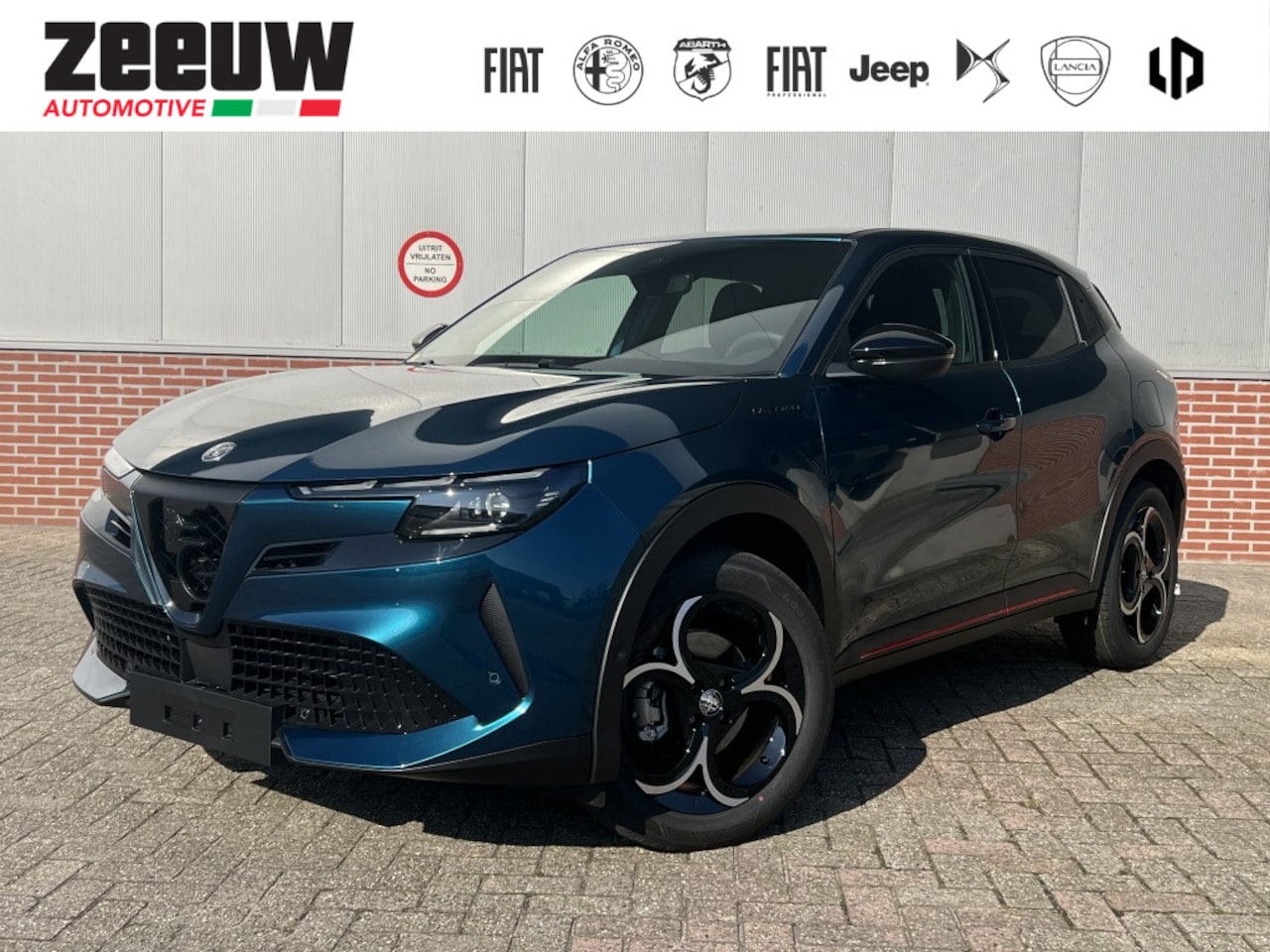 Alfa Romeo Junior - 1.2 Turbo 136 PK Ibrida Speciale | Techno | Camera | 18" - AutoWereld.nl