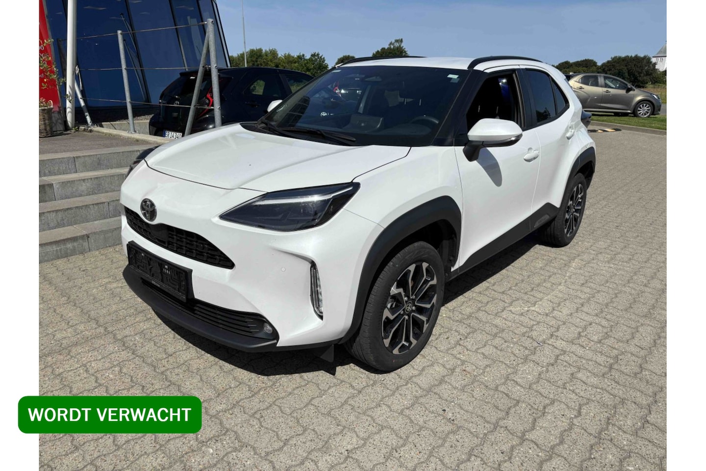Toyota Yaris Cross - 1.5 Hybrid 130 Dynamic |Navi|Carplay|PDC V+A|Dodehoek|Camera| - AutoWereld.nl