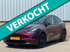 Tesla Model Y - Long Range AWD 75 kWh Midnight Cherry Red