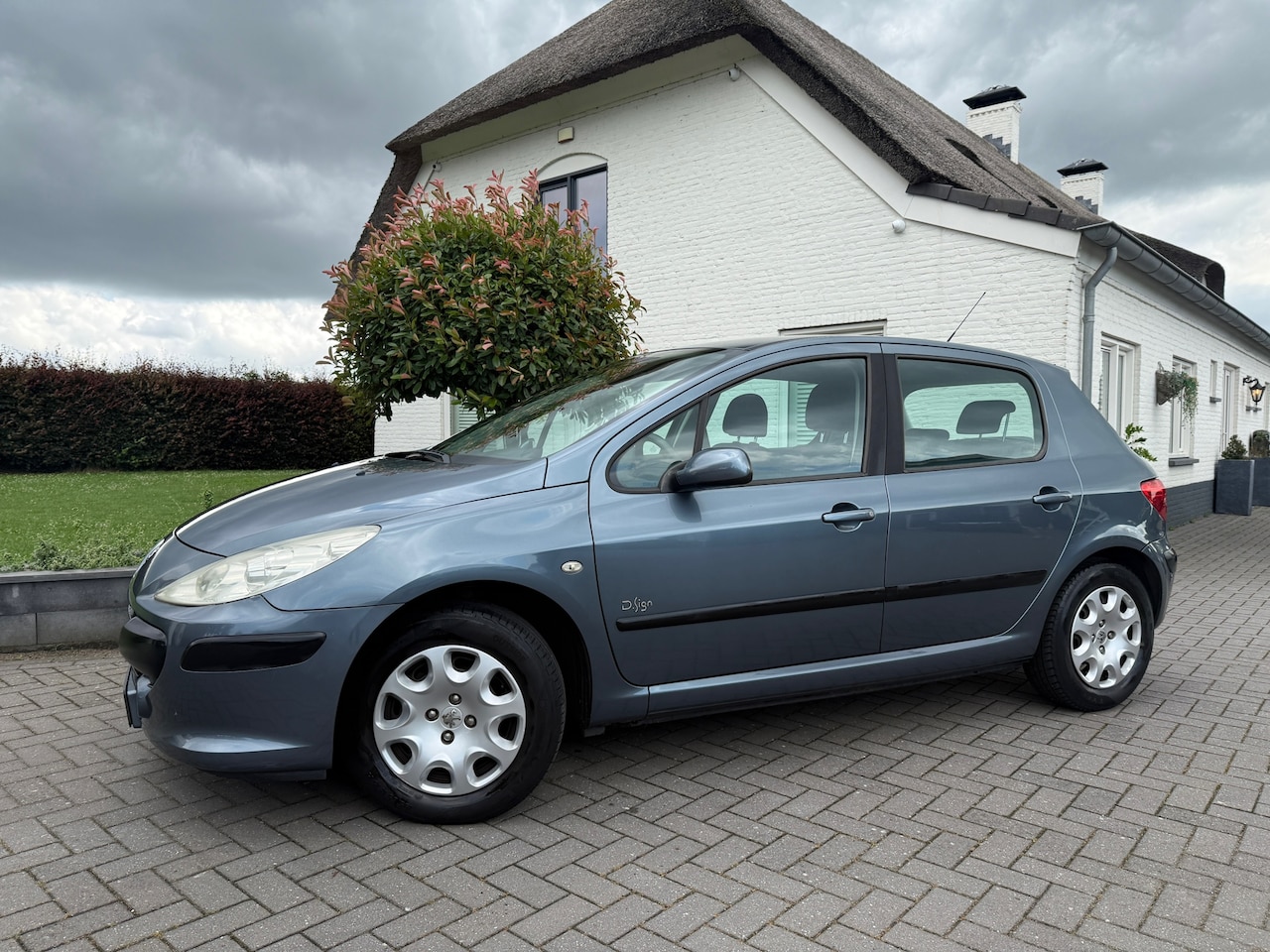 Peugeot 307 - 1.6-16V D.Sign / BJ: 2007 / AIRCO / N.A.P. / APK TOT 05-2027! - AutoWereld.nl