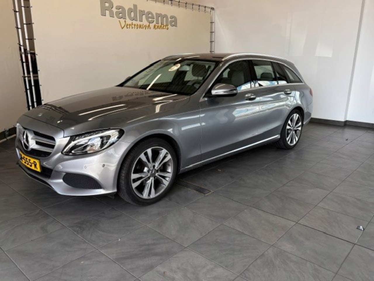 Mercedes-Benz C-klasse - C180 Kombi Leder Navigatie, Mooi ! M6 - AutoWereld.nl