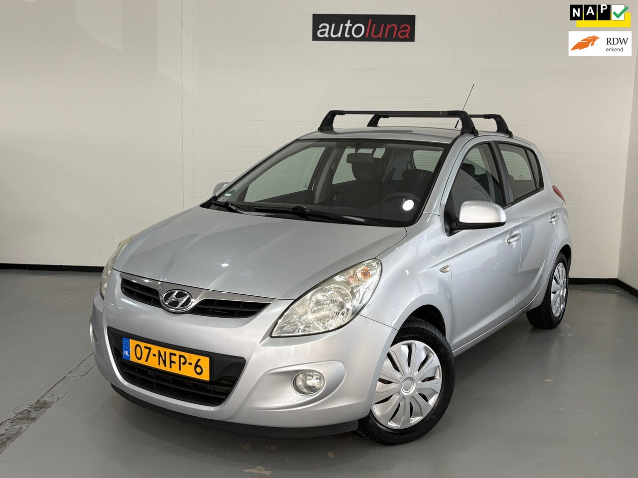 Hyundai i20 - 1.2i DynamicVersion 1.2i DynamicVersion - AutoWereld.nl