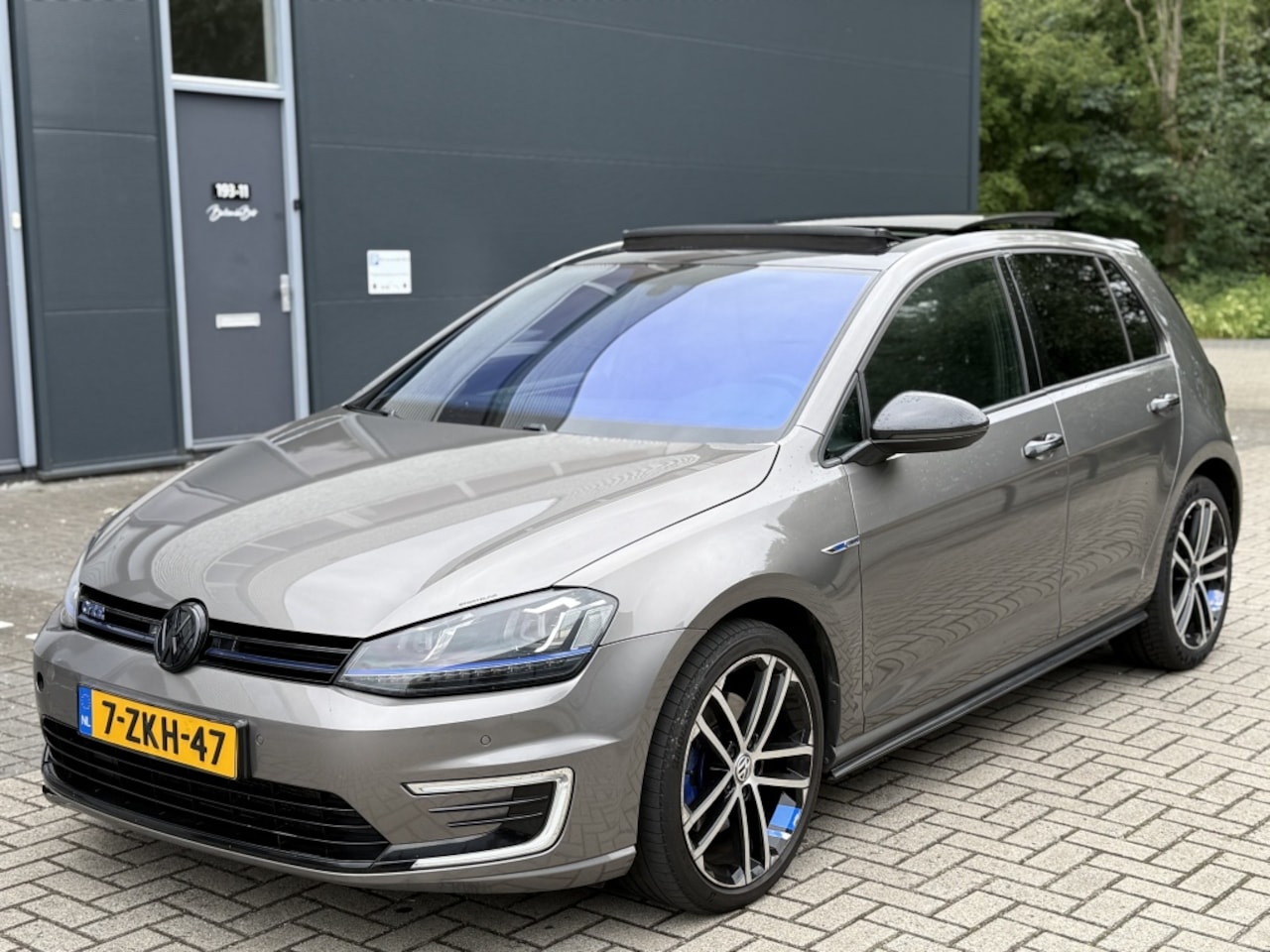 Volkswagen Golf - 1.4 TSI GTE 5DRS PANO | ELEK PAKKET | PDC | CLIMA | CRUISE | XEN - AutoWereld.nl