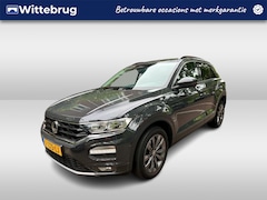 Volkswagen T-Roc - 1.0 TSI Style / CAMERA/ PARK. SENSOREN/ ADAPT. CRUISE/ NAVI/ AIRCO/ 17" LMV