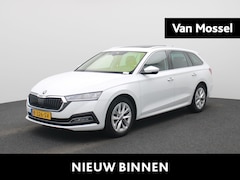 Skoda Octavia Combi - 1.0 e-TSI Business Edition Plus | PANO SCHUIF-/KANTELDAK | STOEL-/STUURVERWARMING | ELEKTR