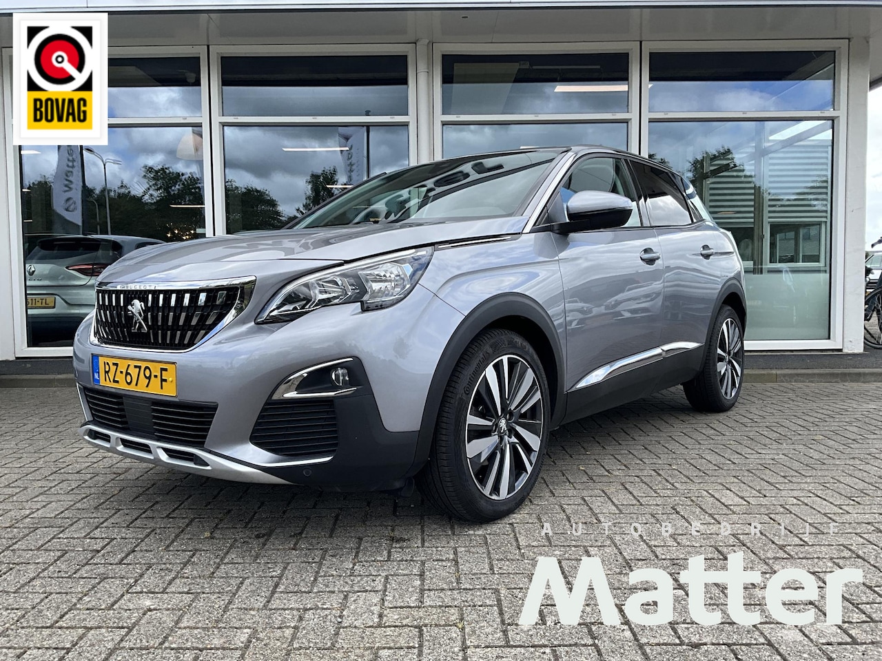Peugeot 3008 - 1.2 PureTech Blue Lease Premium Trekhaak - AutoWereld.nl