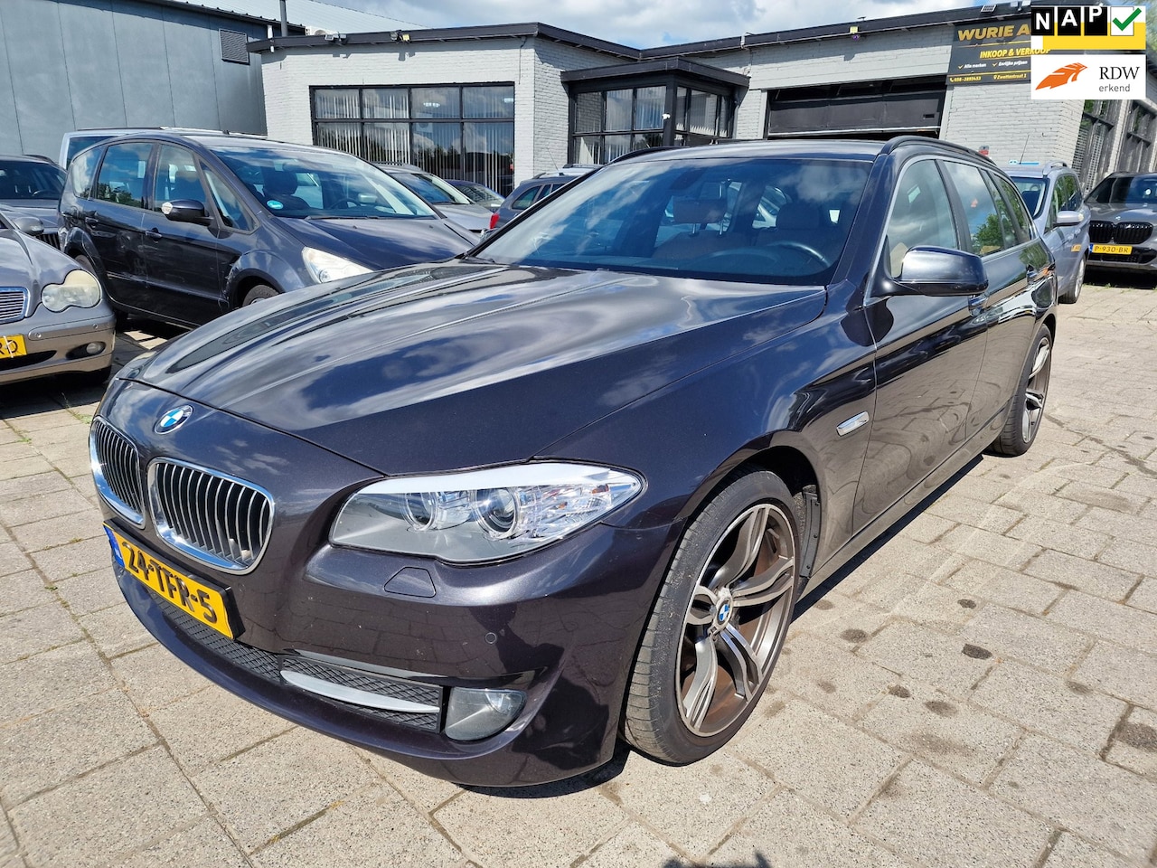 BMW 5-serie Touring - 528i High Executive/Apk 19-12-2026/Automaat - AutoWereld.nl