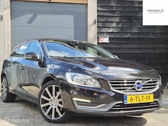 Volvo V60 - 1.6 T3 Summum Leer, Trekhaak, NAP