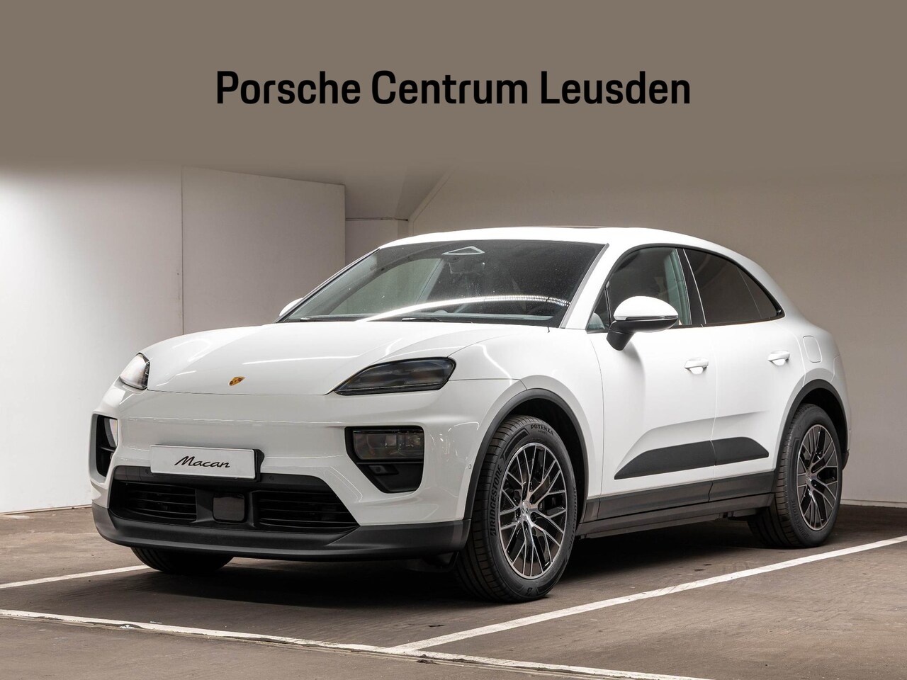 Porsche Macan - 100 kWh 100 kWh - AutoWereld.nl
