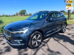 Volvo XC60 - 2.0 T6 Plug-in hybrid AWD Ultimate Bright, pano