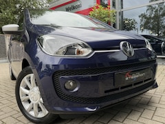 Volkswagen Up! - 1.0 5 DEURS * CLUB * NAVI/ STOELVERWARMING/ LMV/ PRIVACY GLAS