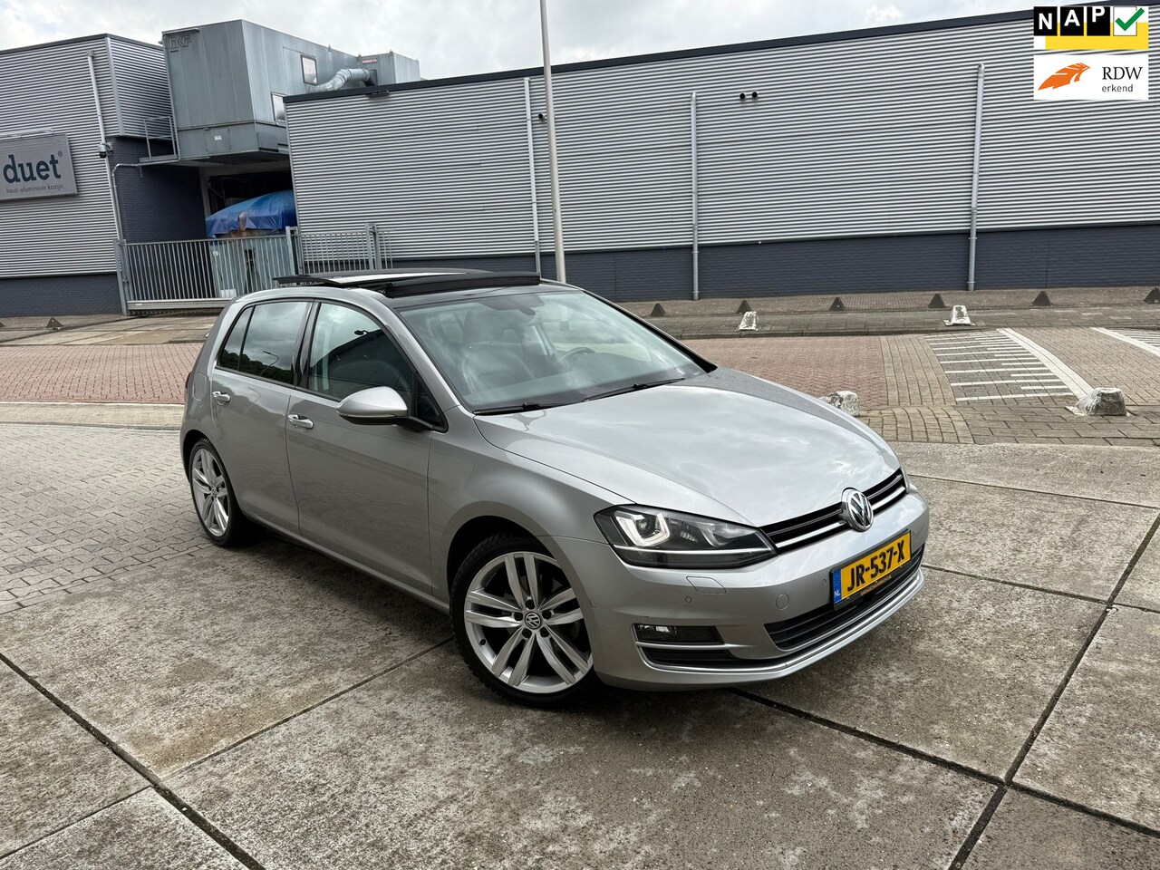 Volkswagen Golf - 1.4 TSI Highline PANORAMA CLIMA Stoelverwarming APK 2027 Camera - AutoWereld.nl