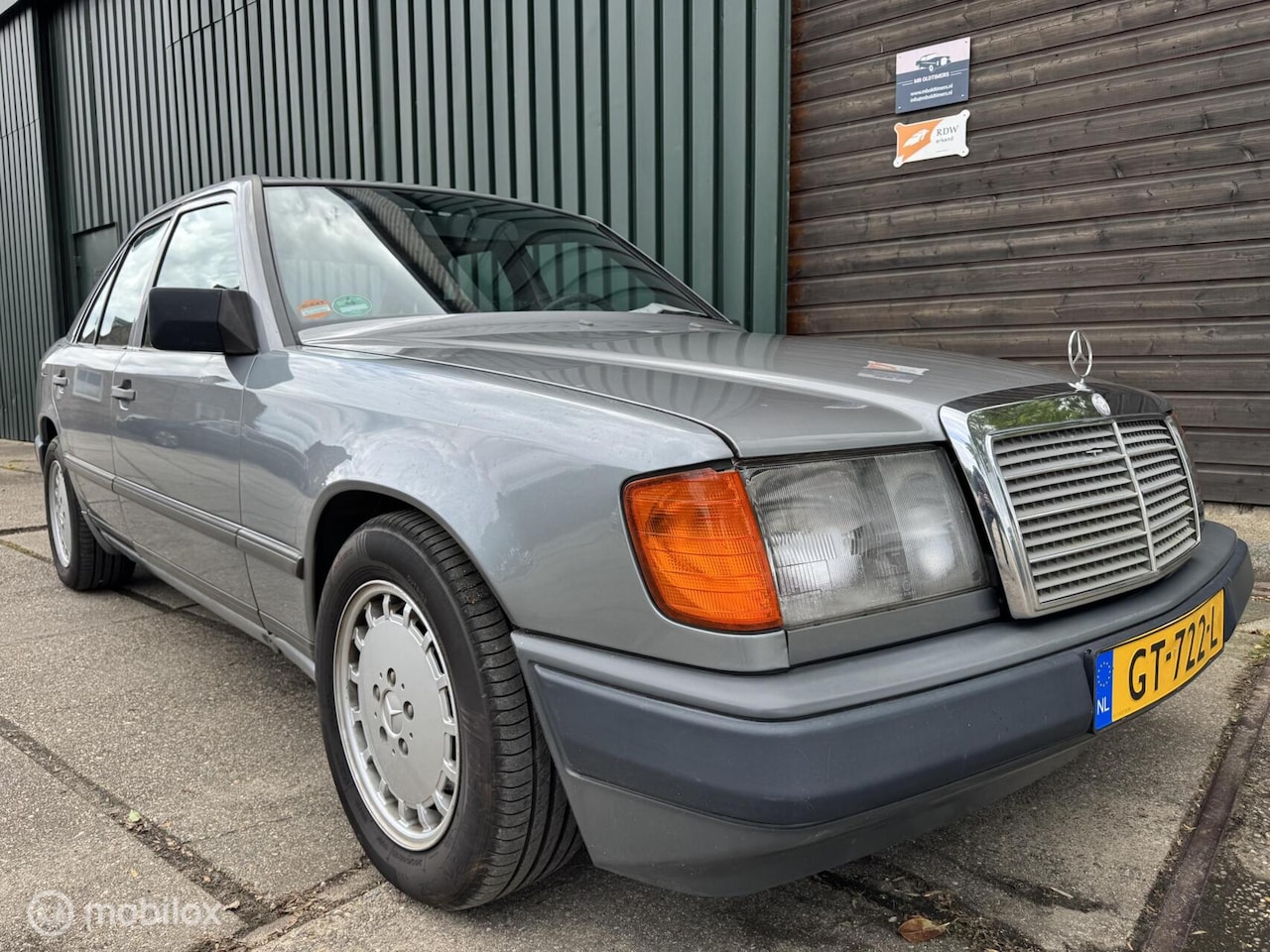Mercedes-Benz 300-serie - 300 E - AutoWereld.nl