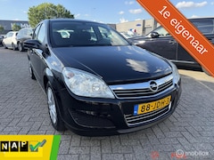 Opel Astra - 1.6 Executive, Airco, Cruise, P.sensoren, Trekhaak