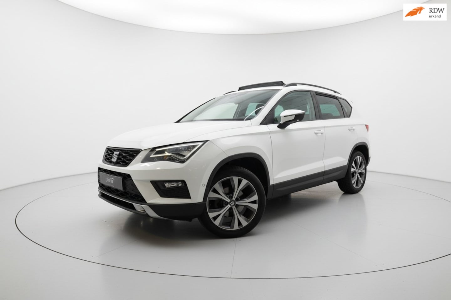 SEAT Ateca - 1.5 TSI FR PANO VIRTUAL SFEER CAMERA TREKH ACC - AutoWereld.nl