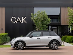 MINI 5-Deurs - 2.0 Cooper S John Cooper Works XL | Panorama | Memory | 360 Camera | 18"LM | Melting Silve