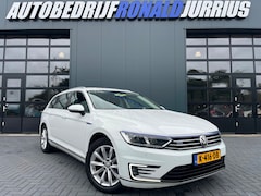 Volkswagen Passat Variant - 1.4 TSI GTE Highline NL.Auto/Trekhaak/Climatronic/Camera/Carplay/Adaptive-Cruise/2de Eigen