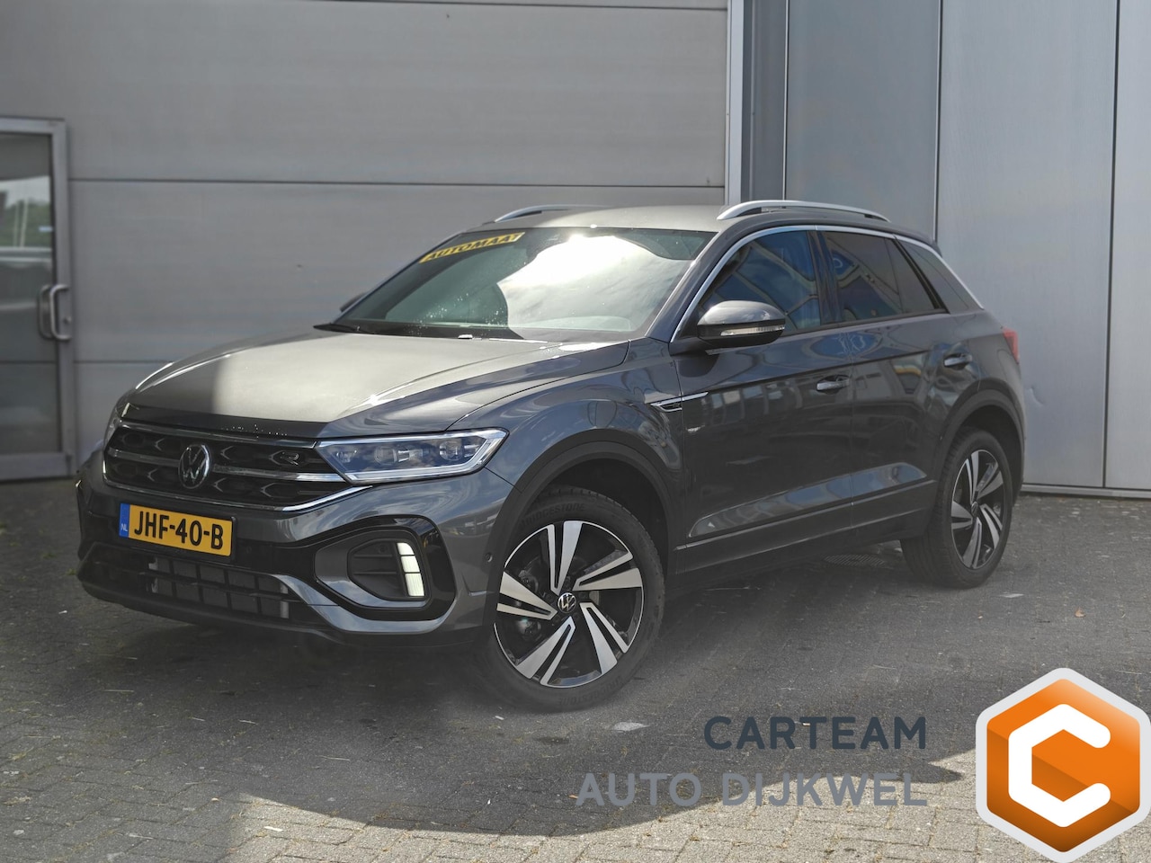 Volkswagen T-Roc - 1.5 TSI R-Line Edition Virtual Cockpit Stuur/stoelverwarming PDC V+A Camera achter Androi - AutoWereld.nl