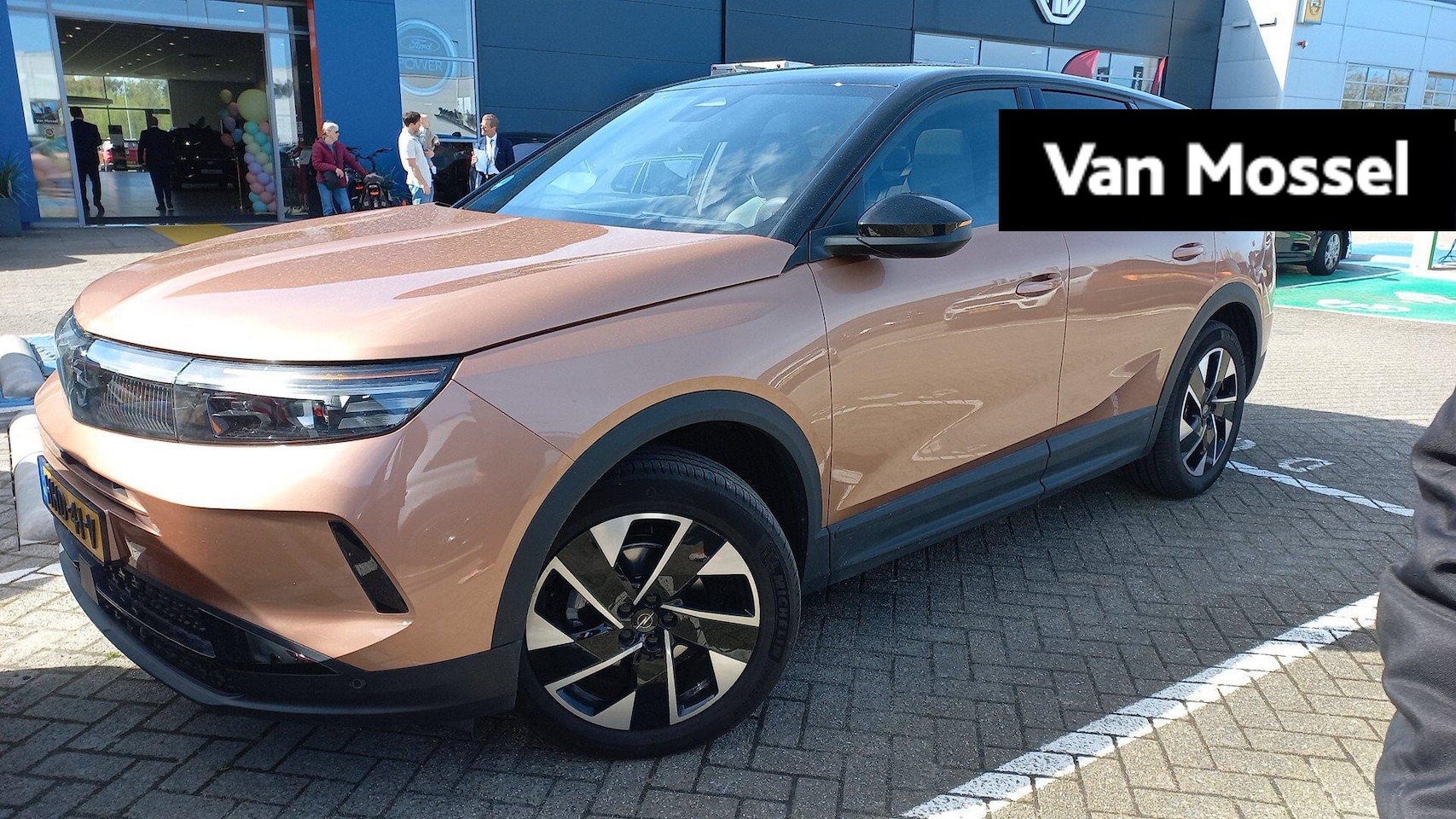 Opel Grandland - 1.2 Turbo Hybrid GS | Panoramadak | Focal | Apple Carplay/Android Auto | Head-up Display | - AutoWereld.nl
