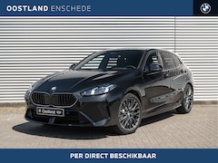 BMW 1-serie - 120 M Sport Automaat / Panoramadak / Sportstoelen / Head-Up / M Adaptief onderstel / Comfo