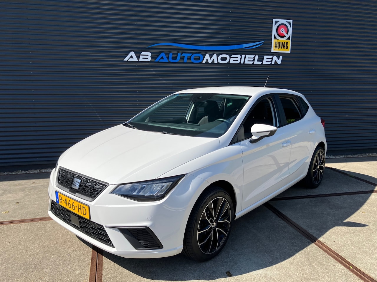 SEAT Ibiza - 1.0 TSI STOELVERWARMING/ CARPLAY/ NAVI - AutoWereld.nl