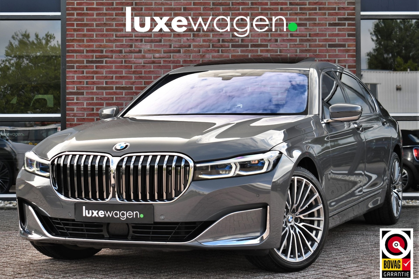 BMW 7-serie - M760Li xDrive 6.6 V12 | Berninagrau | NL-auto | NP 262K | LCI - AutoWereld.nl