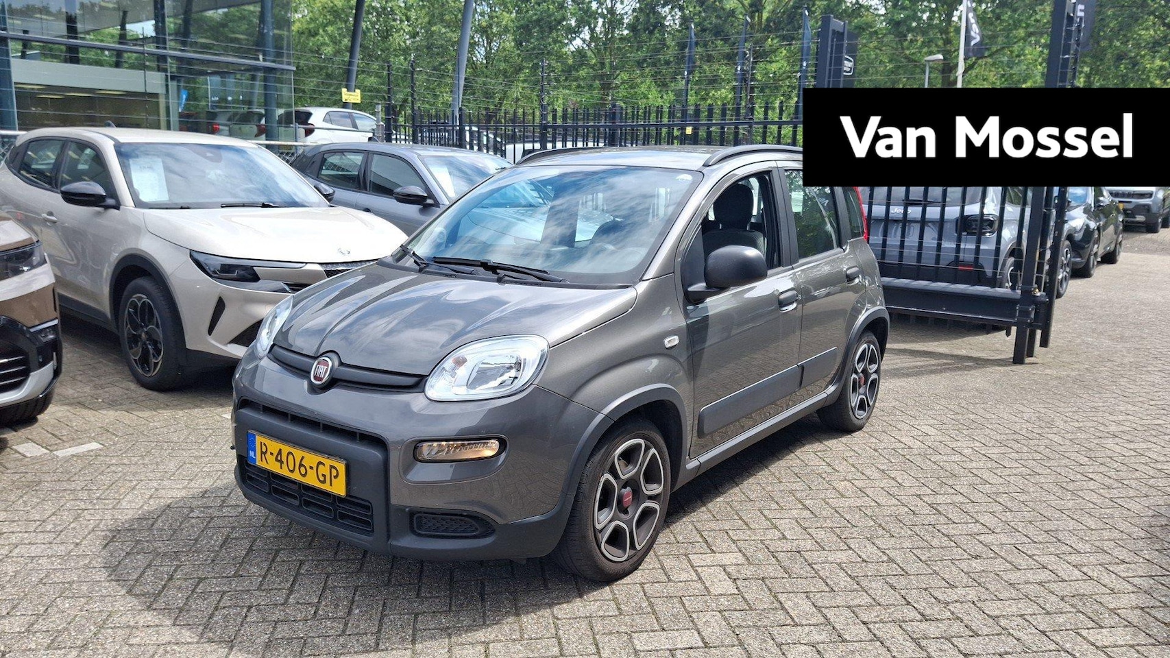 Fiat Panda - 1.0 Hybrid City Life | Airco | Bluetooth telefoon | Elektrische ramen | 7 inch Touchscreen - AutoWereld.nl