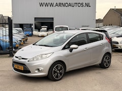 Ford Fiesta - 1.25 Limited 5-DEURS, AIRCO, APK TOT 29-06-27, STUURBEKRACHTIGING, ELEK-RAMEN, RADIO-CD-MP