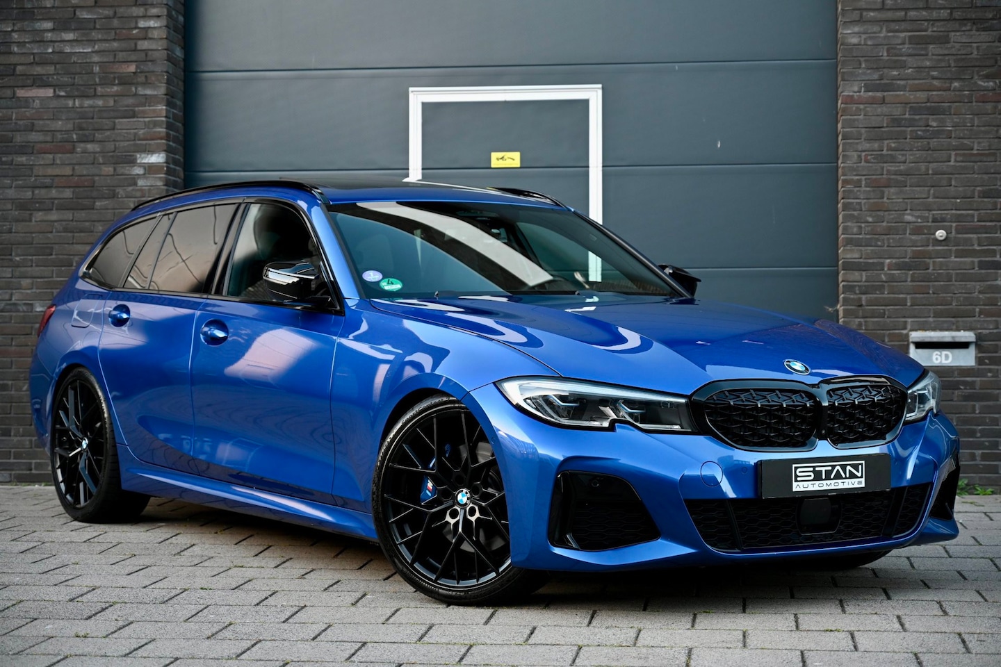 BMW 3-serie Touring - 330i High Executive 330i High Executive - AutoWereld.nl
