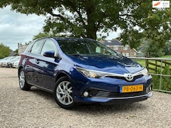 Toyota Auris - 1.2T Aspiration | Camera + Clima + Cruise Nu € 8.450,