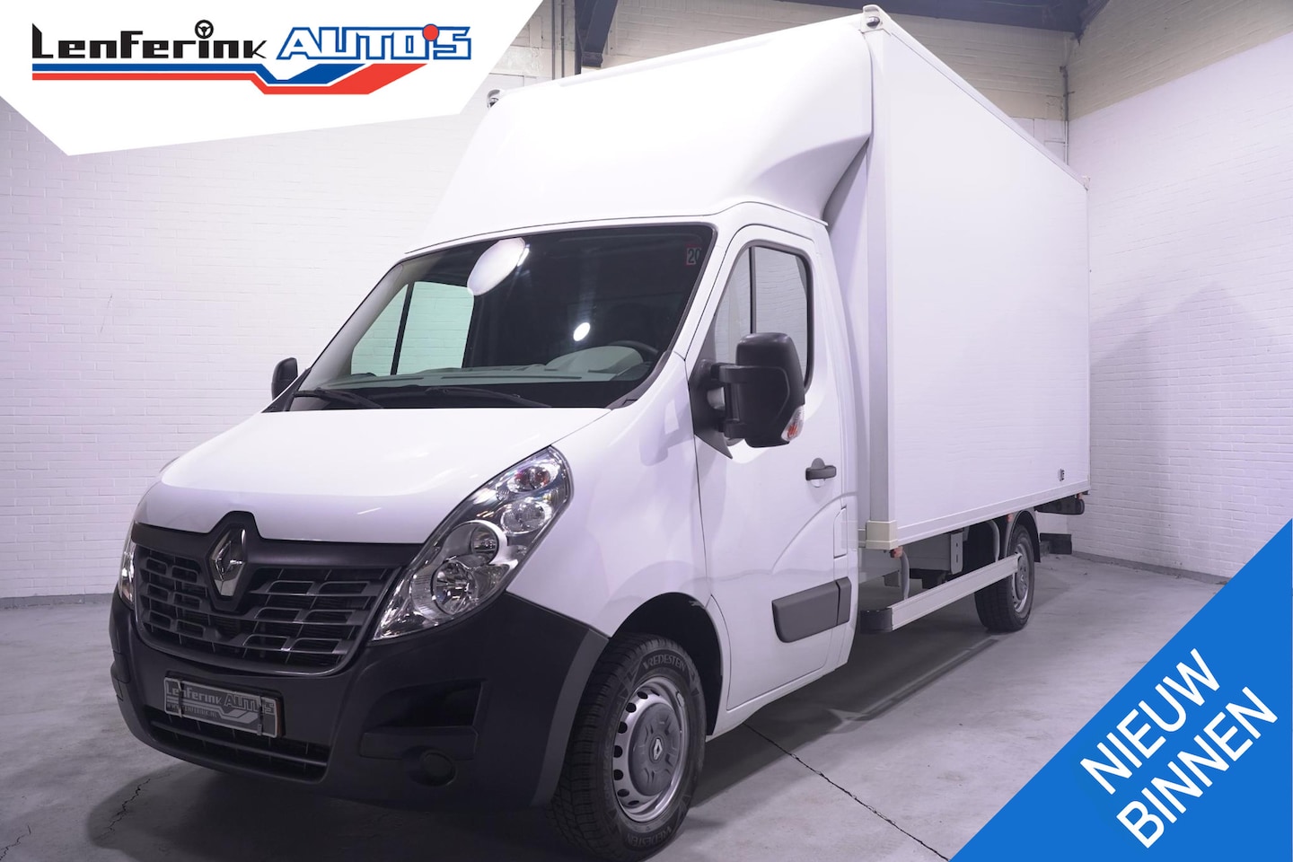 Renault Master - T35 2.3 dCi 130pk bakwagen hollandia laadlift dakspoiler  airco  147DKM - AutoWereld.nl