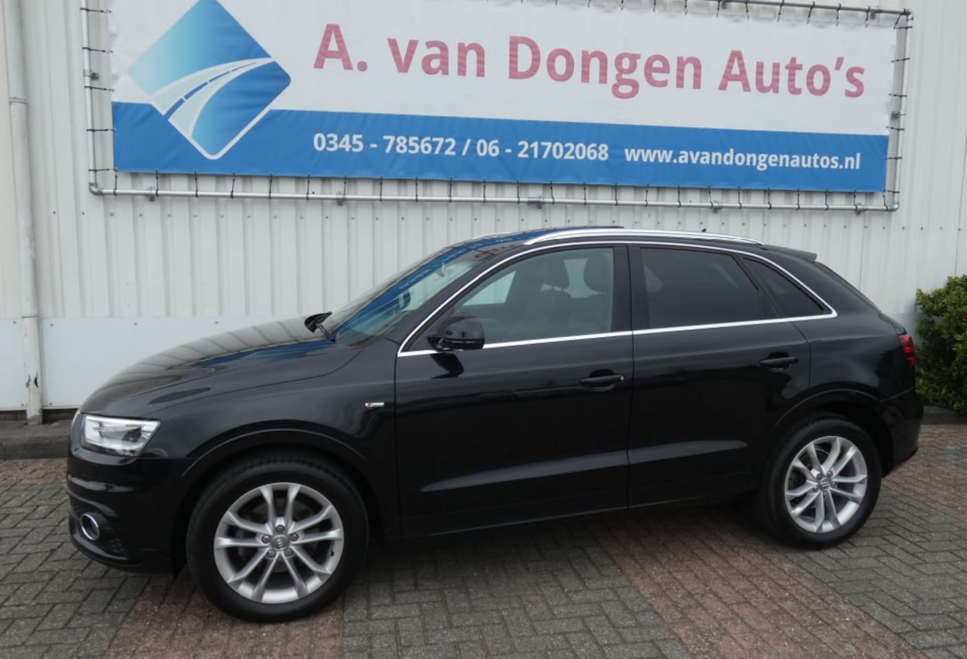 Audi Q3 - 2.0 TFSI QUATTRO S-Line Automaat,Pani,Led,Keyless,Navi - AutoWereld.nl