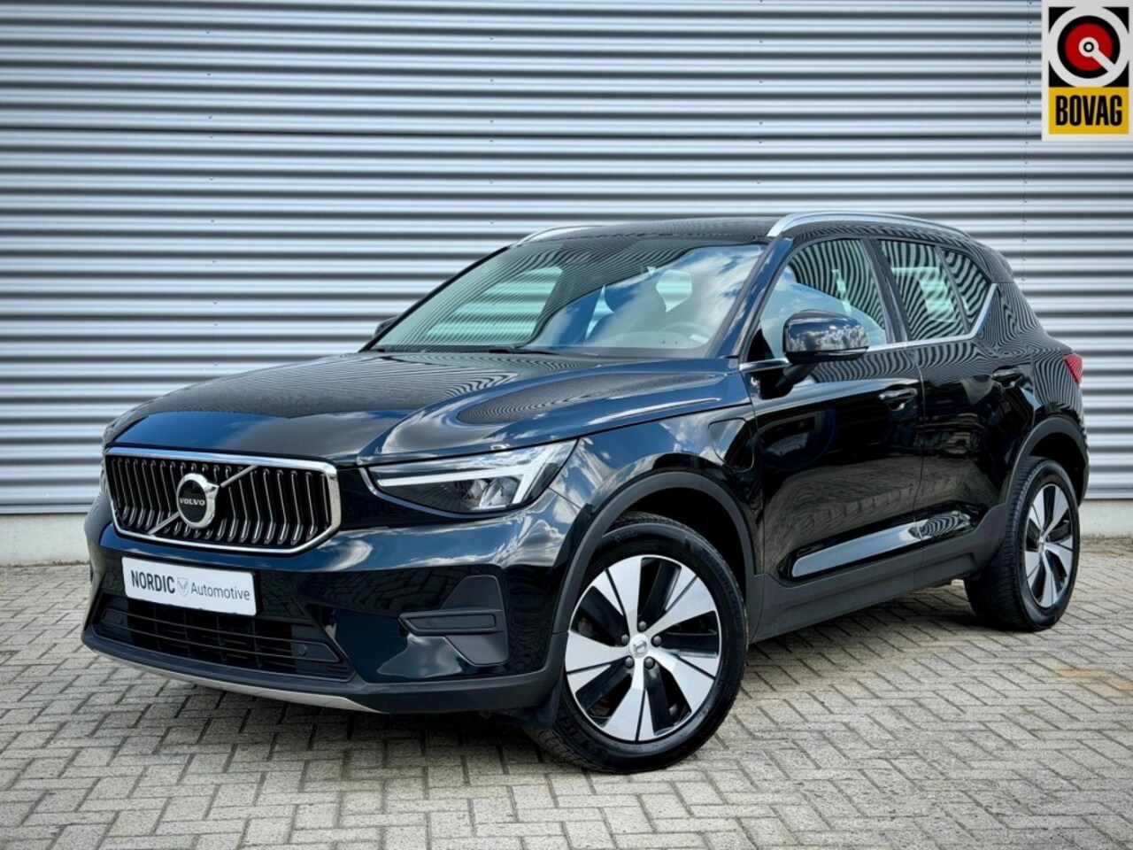 Volvo XC40 - 1.5 T4 BRIGHT PLUG IN HYBRID 211 PK  FACELIFT CAMERA LED NAVI - AutoWereld.nl