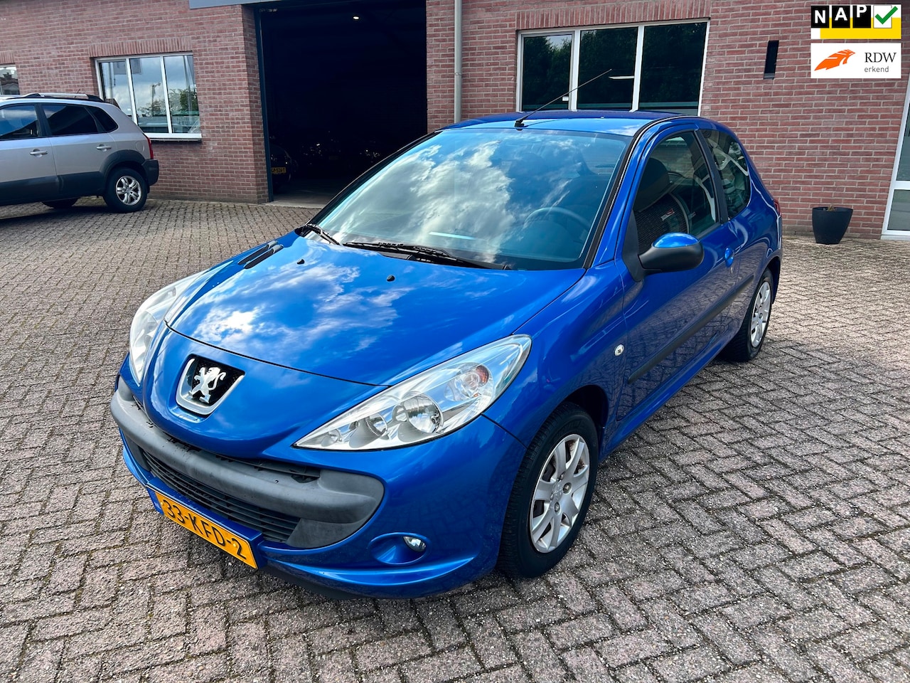Peugeot 206 - 1.4 XS // Nieuwe APK // 128.000 km NAP !! - AutoWereld.nl