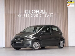 Toyota Aygo - 1.0-12V Aspiration Green - ALCANTARA - LM VELGEN - AIRCO - NL AUTO