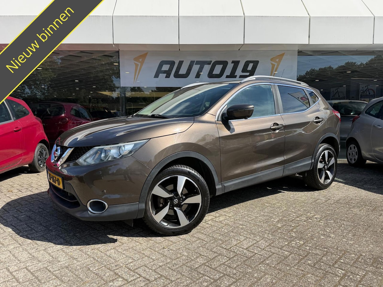 Nissan Qashqai - 1.2 N-Connecta Xtronic CVT Automaat - AutoWereld.nl
