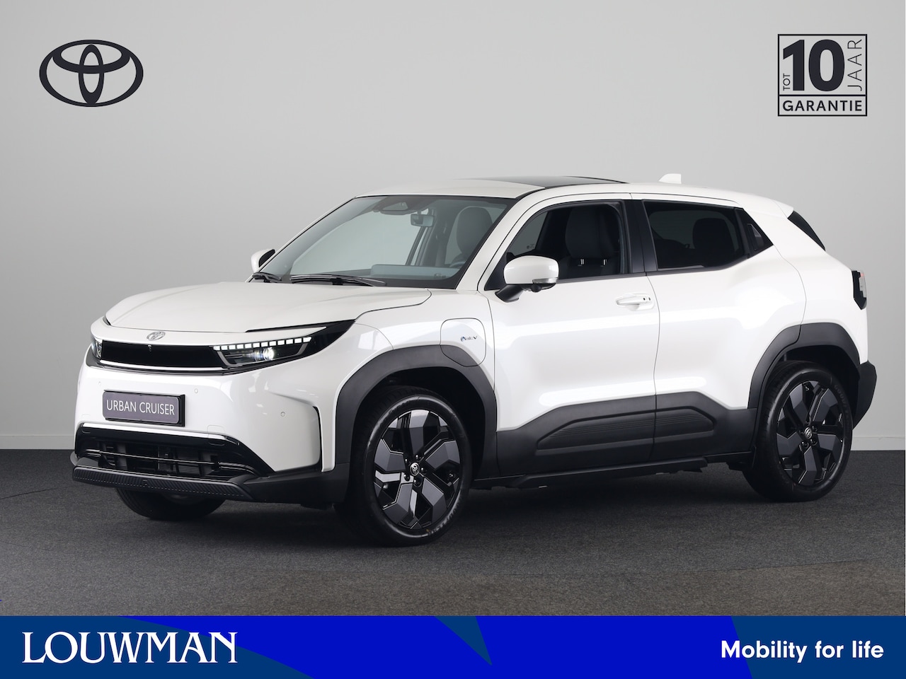 Toyota Urban Cruiser - Executive 61 kWh *NIEUW* | Direct leverbaar! | EV-DEAL | - AutoWereld.nl