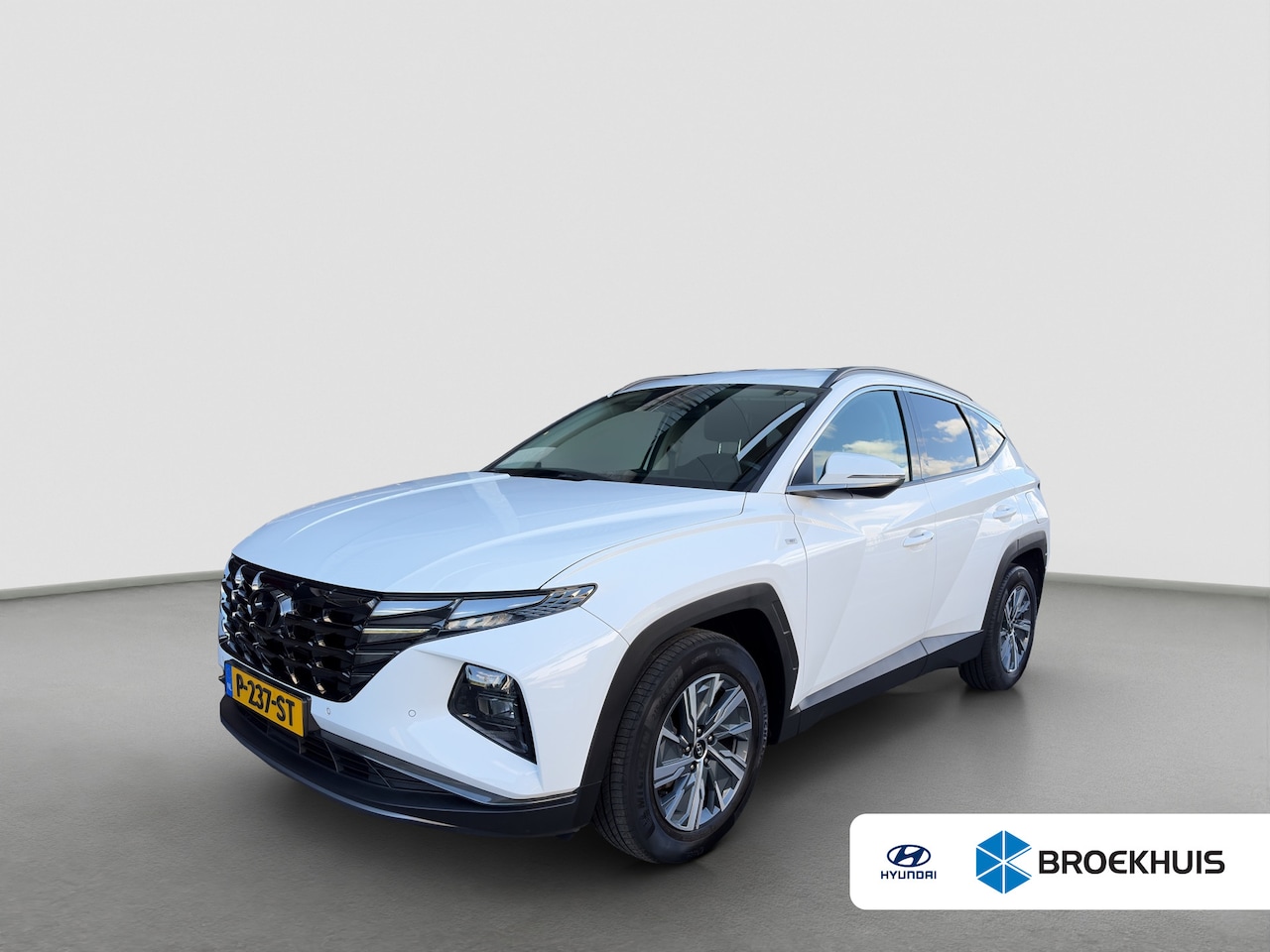 Hyundai Tucson - 1.6 T-GDI 150pk MHEV Comfort Smart | Camera | Carplay | 19-inch Velgen | Navigatie | Stoel - AutoWereld.nl