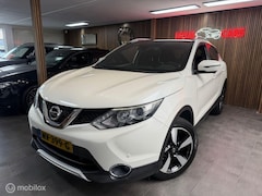 Nissan Qashqai - 1.2 N-Connecta|Pano|360°Camera|Elektris.Stoelen