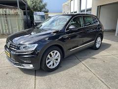 Volkswagen Tiguan - 2.0 TDI Highline Automaat